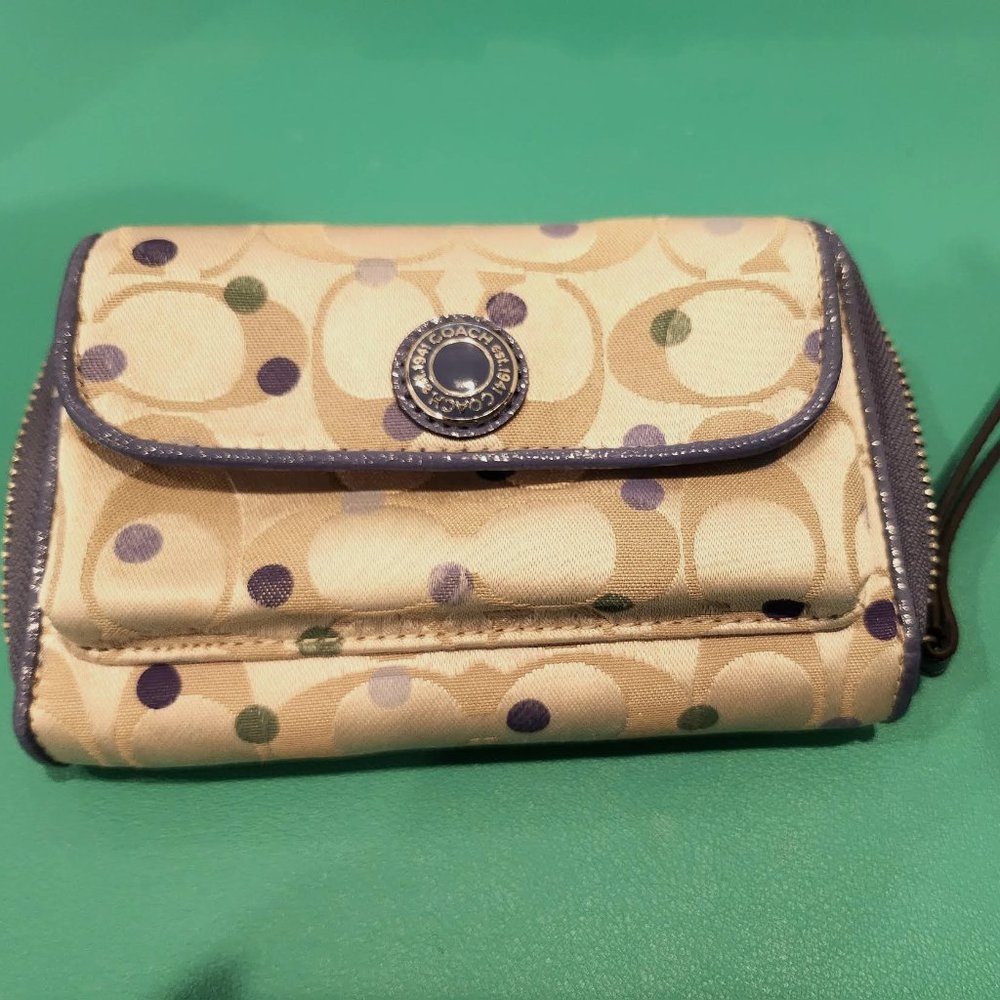 Coach 1941 Tech Wallet Wristlet Signature Monogram Tan Canvas + leather trim EUC